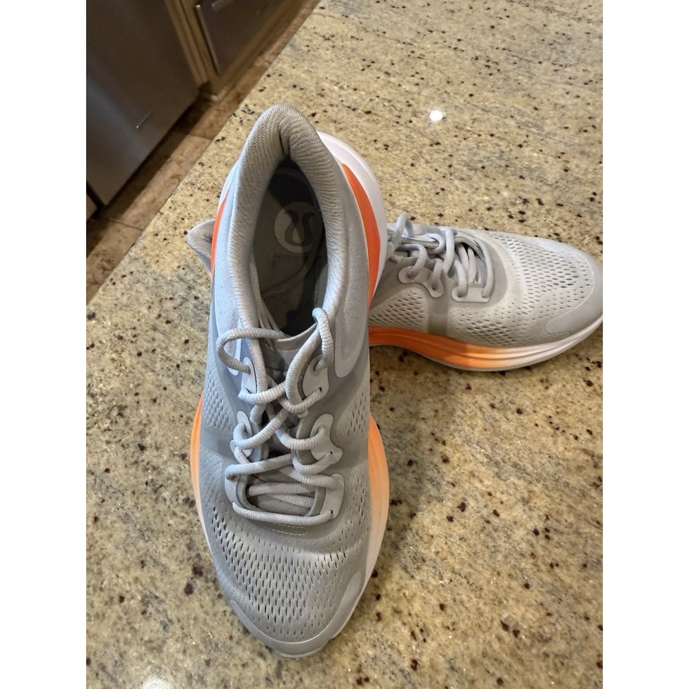 LULULEMON Blissfeel Women's Running Shoe Vapor/Orange/White Size 6.5 EUC - Picture 7 of 9